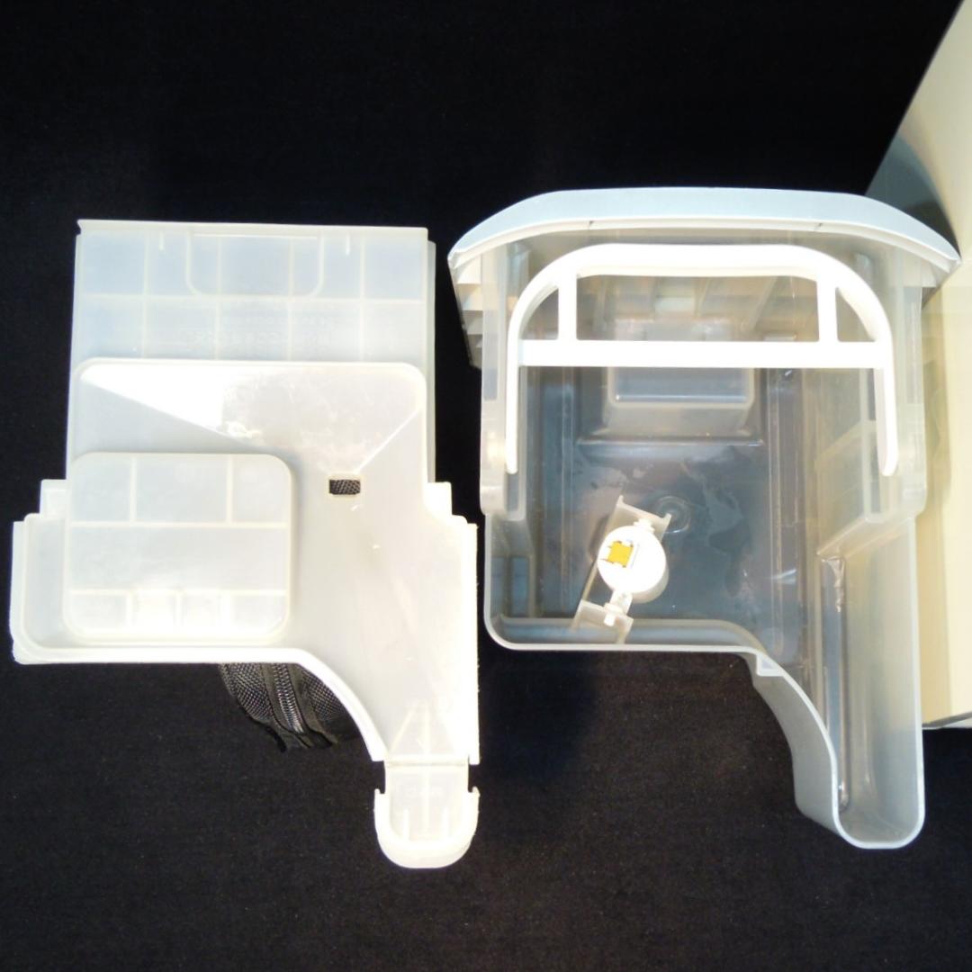 マ*ん様 Panasonic F-YHGX120 除湿乾燥機 中古です 除湿器