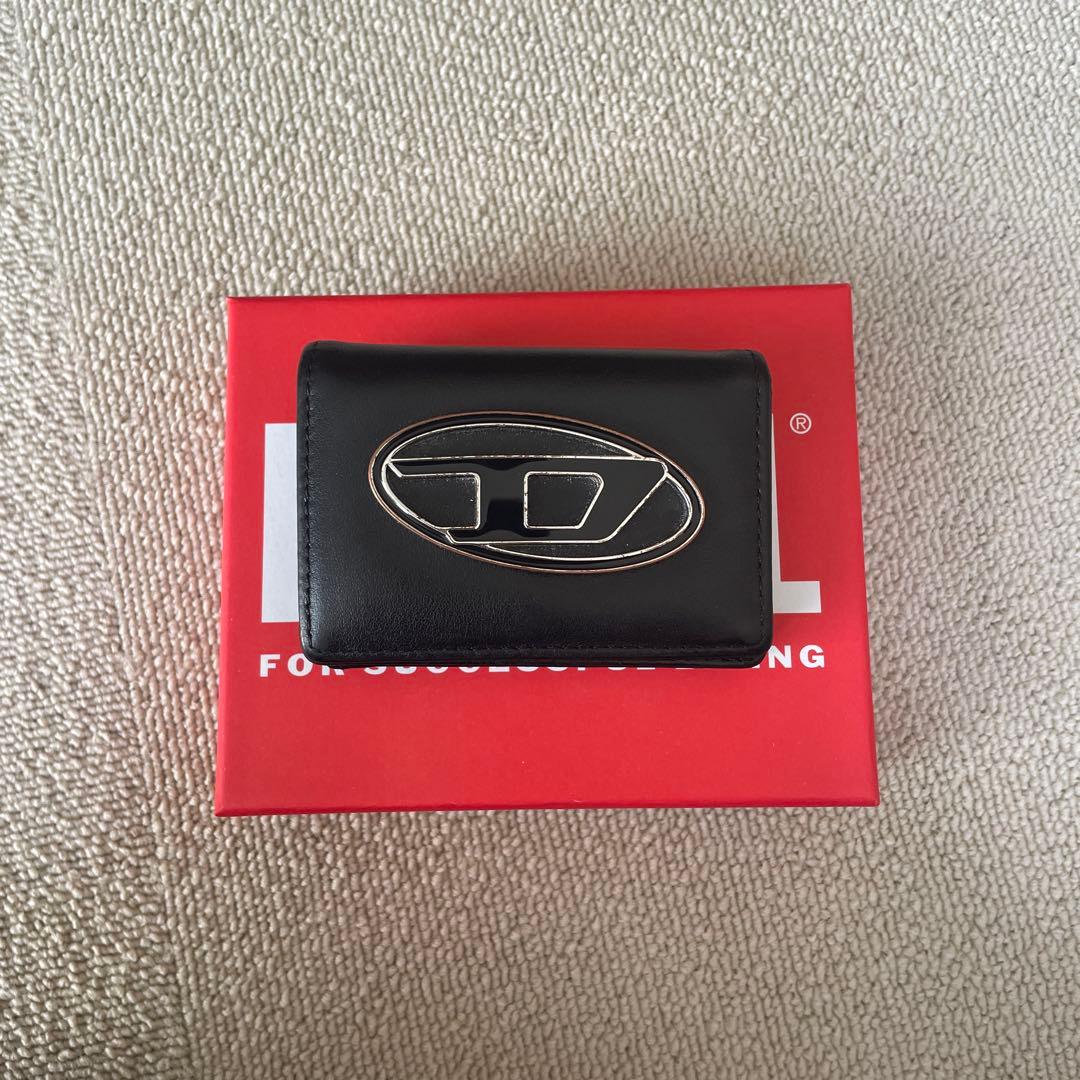 き*に様 DIESELレザー 三つ折り財布 (箱付き)