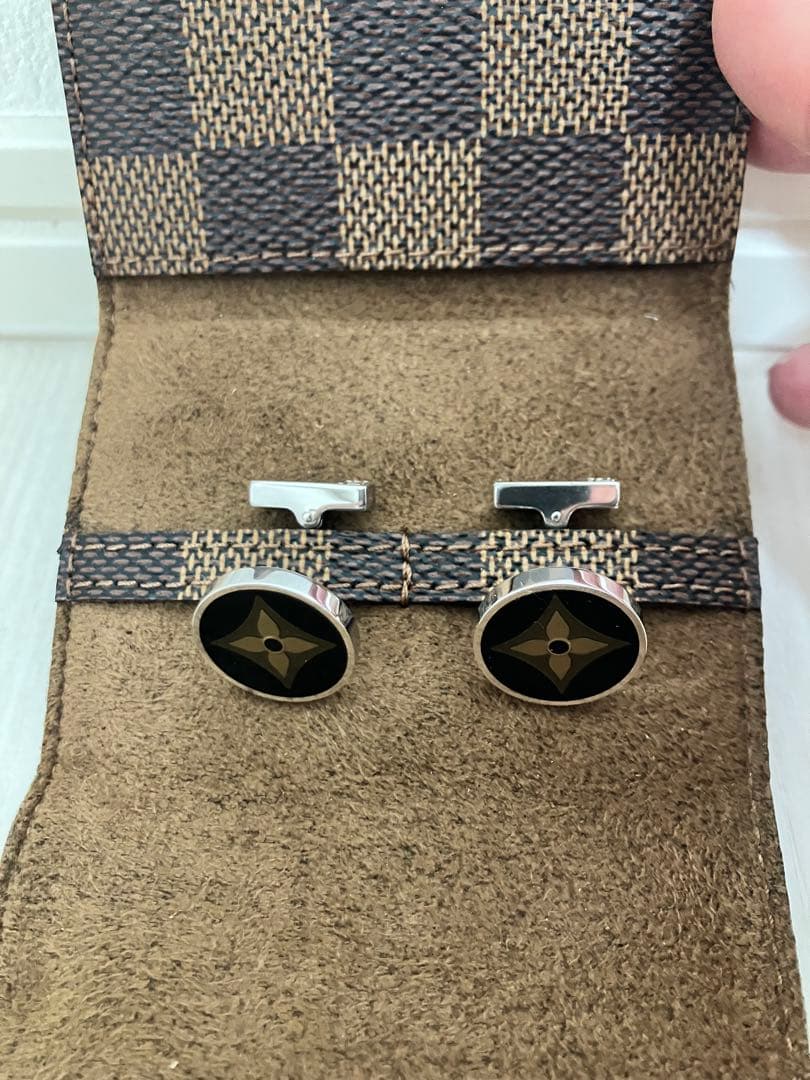 ルイ・ヴィトン カフリンクス ブラック 美品