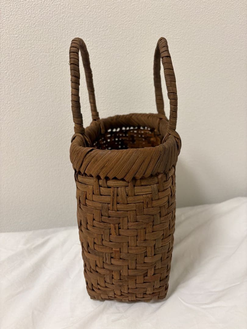 M*O様 特価❗️山葡萄 かごバッグ 未使用品 かご 籠 山ぶどう 職人 手編み