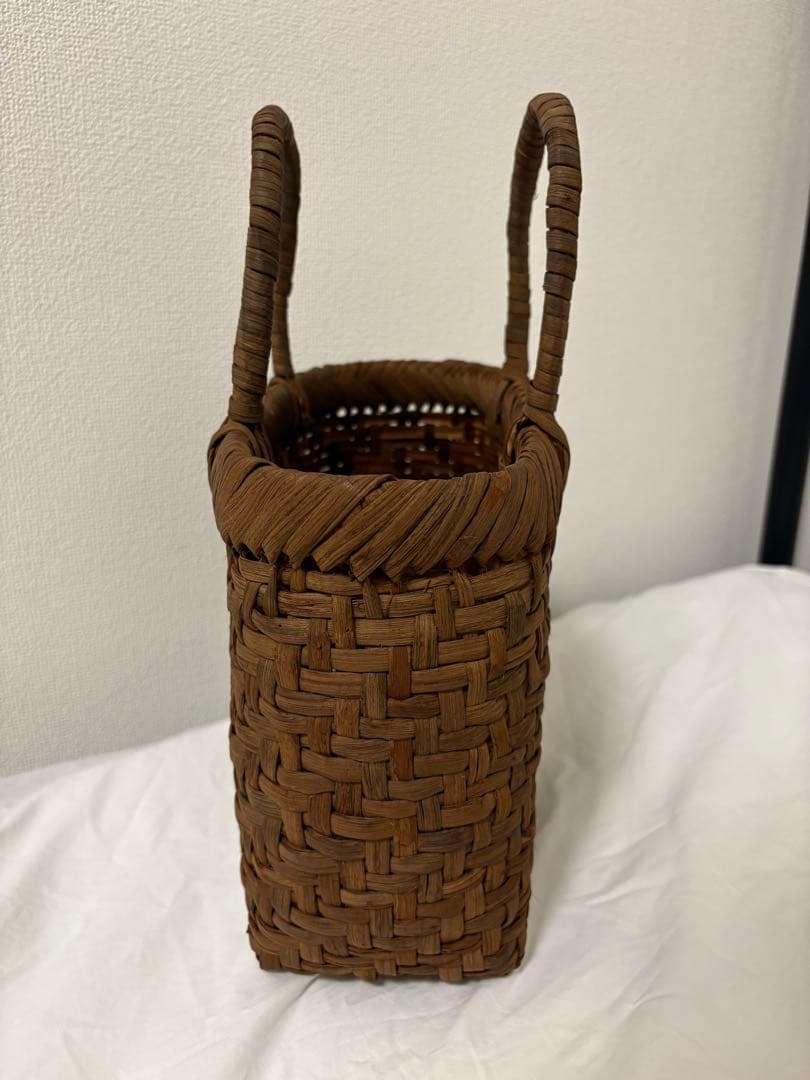 M*O様 特価❗️山葡萄 かごバッグ 未使用品 かご 籠 山ぶどう 職人 手編み