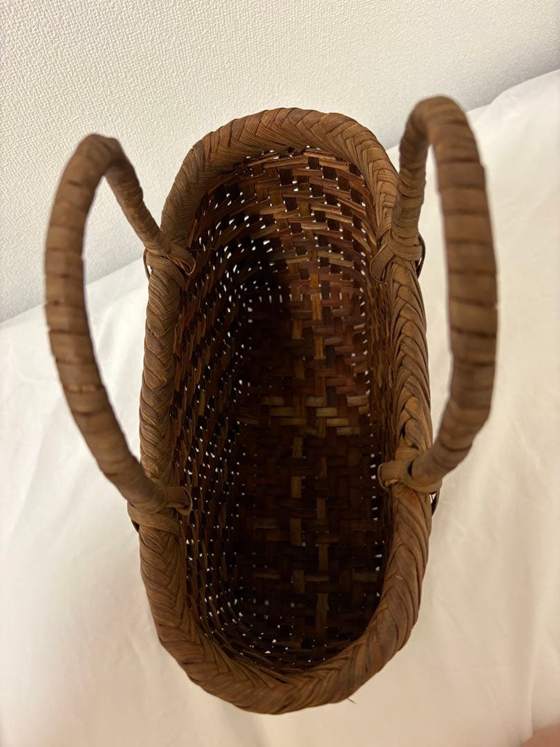 M*O様 特価❗️山葡萄 かごバッグ 未使用品 かご 籠 山ぶどう 職人 手編み