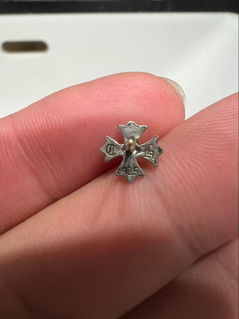 正規品CHROMEHEARTS CHプラススタッドピアス