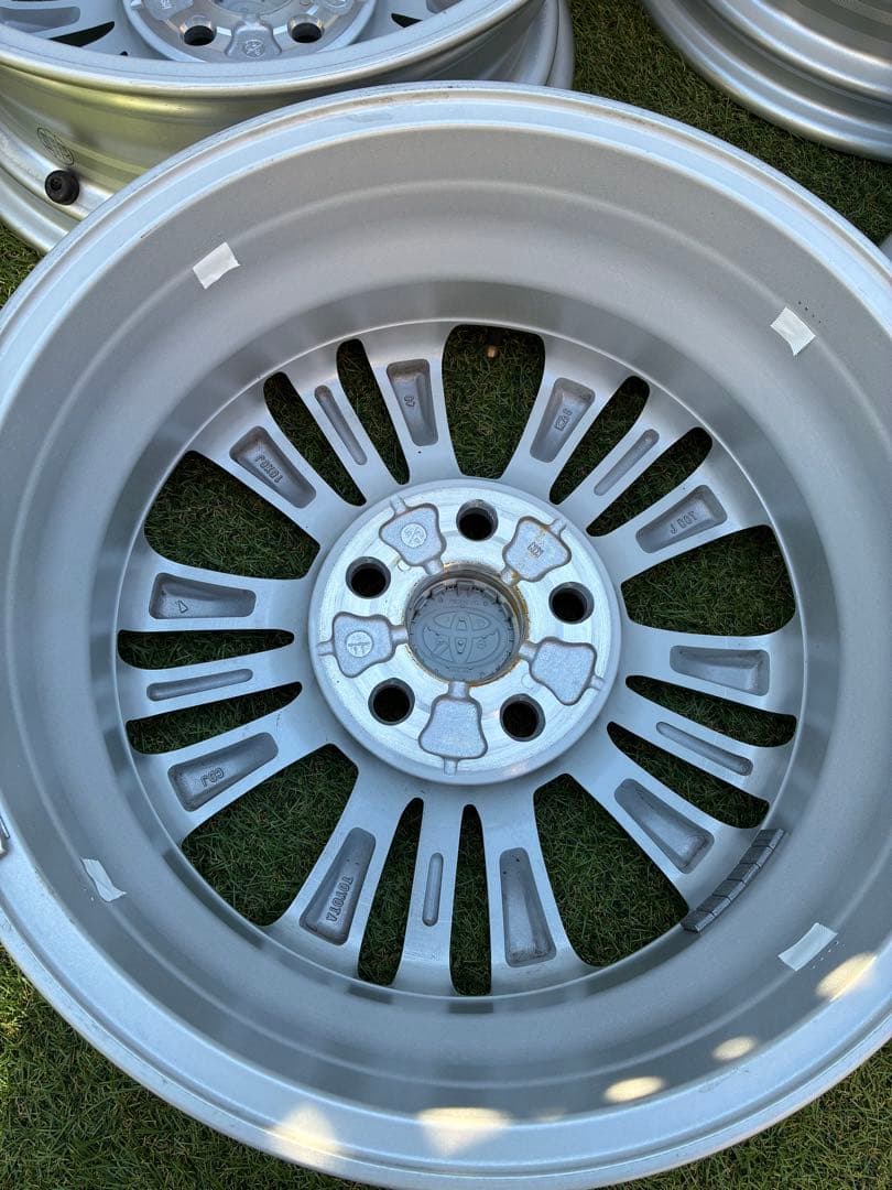 ノア　90系　純正16インチホイール