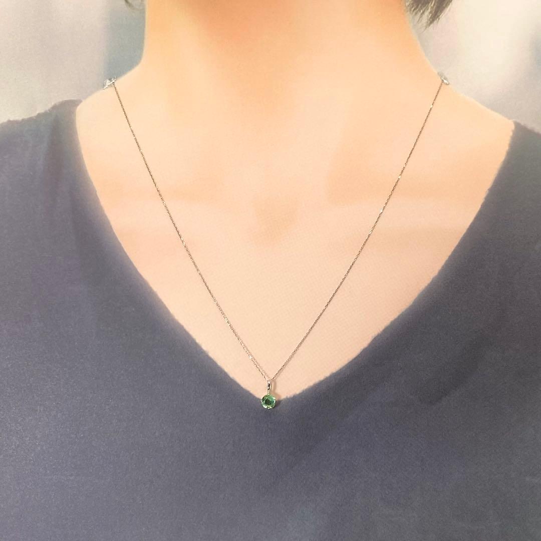 Pt900 プラチナpt900　5mm 天然石　グリーンカイヤナイト　ペンダント