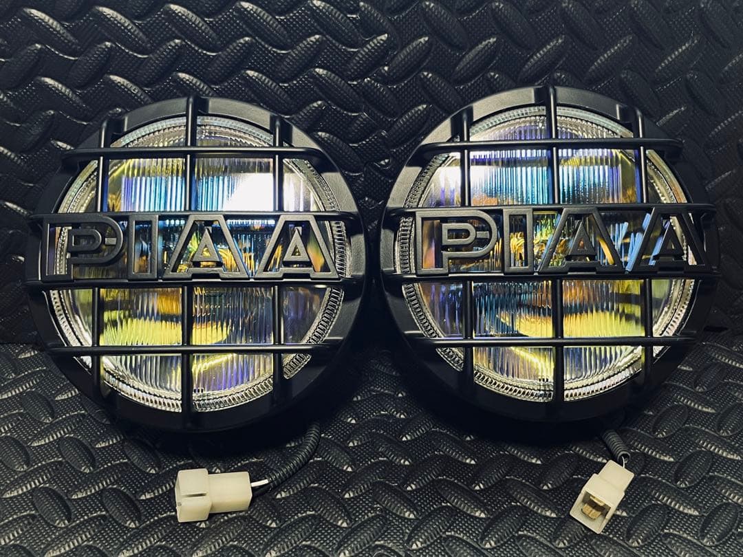 PIAA フォグランプ　ストーンガード 付き 艶消しブラック