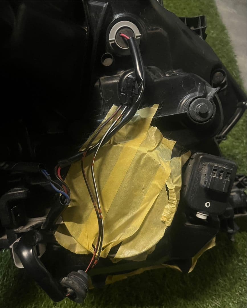 ヴェルファイア 20系 純正 左ヘッドライト HID