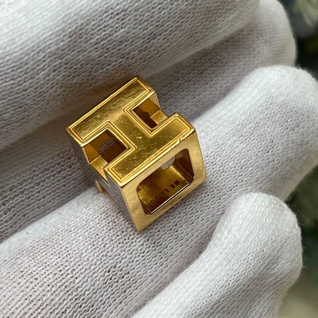 エルメス カージュドアッシュ Hキューブ アイボリー ゴールド ペンダントトップ