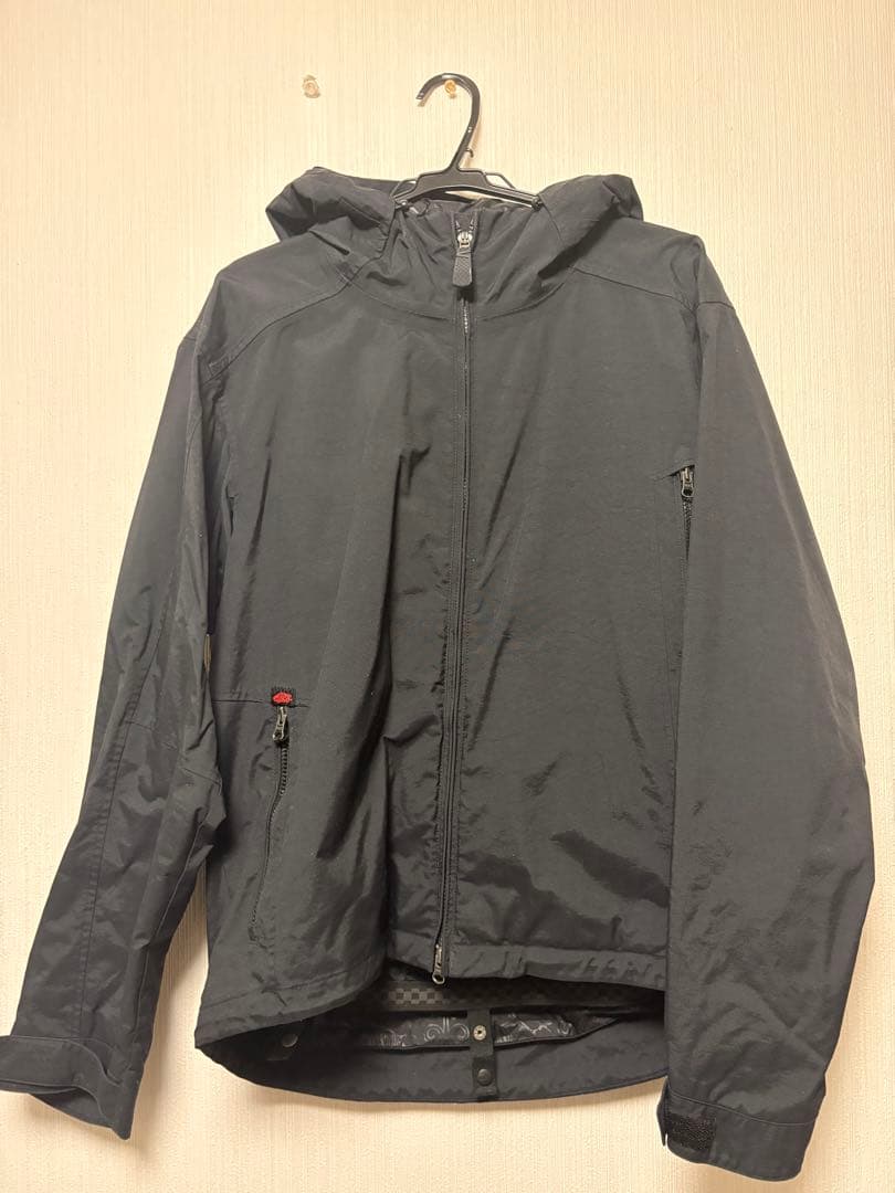 VANS アイアン・メイデン ナイロンジャケット