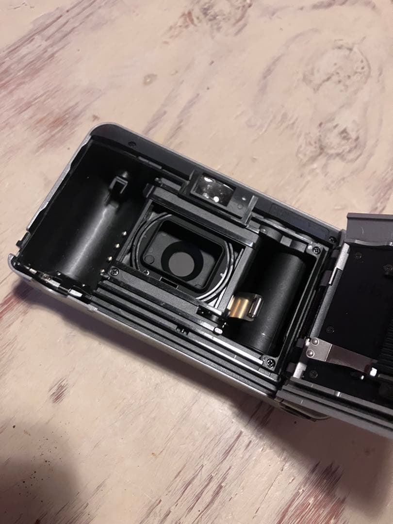 コニカ　Konica BIG mini F　中古　フィルムカメラ　名機　動作品