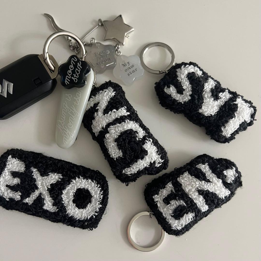 NCT EXO  SVT EN- TXT ハンドメイド　オーダー　キーホルダー