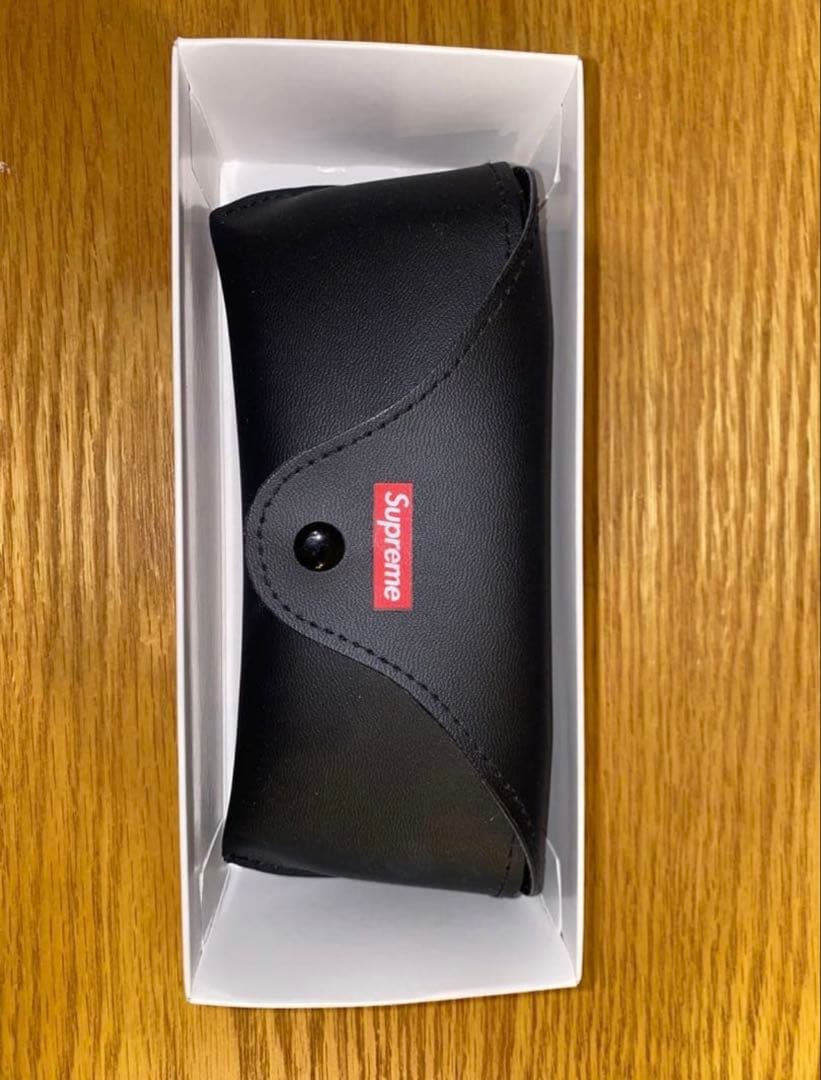 小物 supreme Nomi Sunglasses White