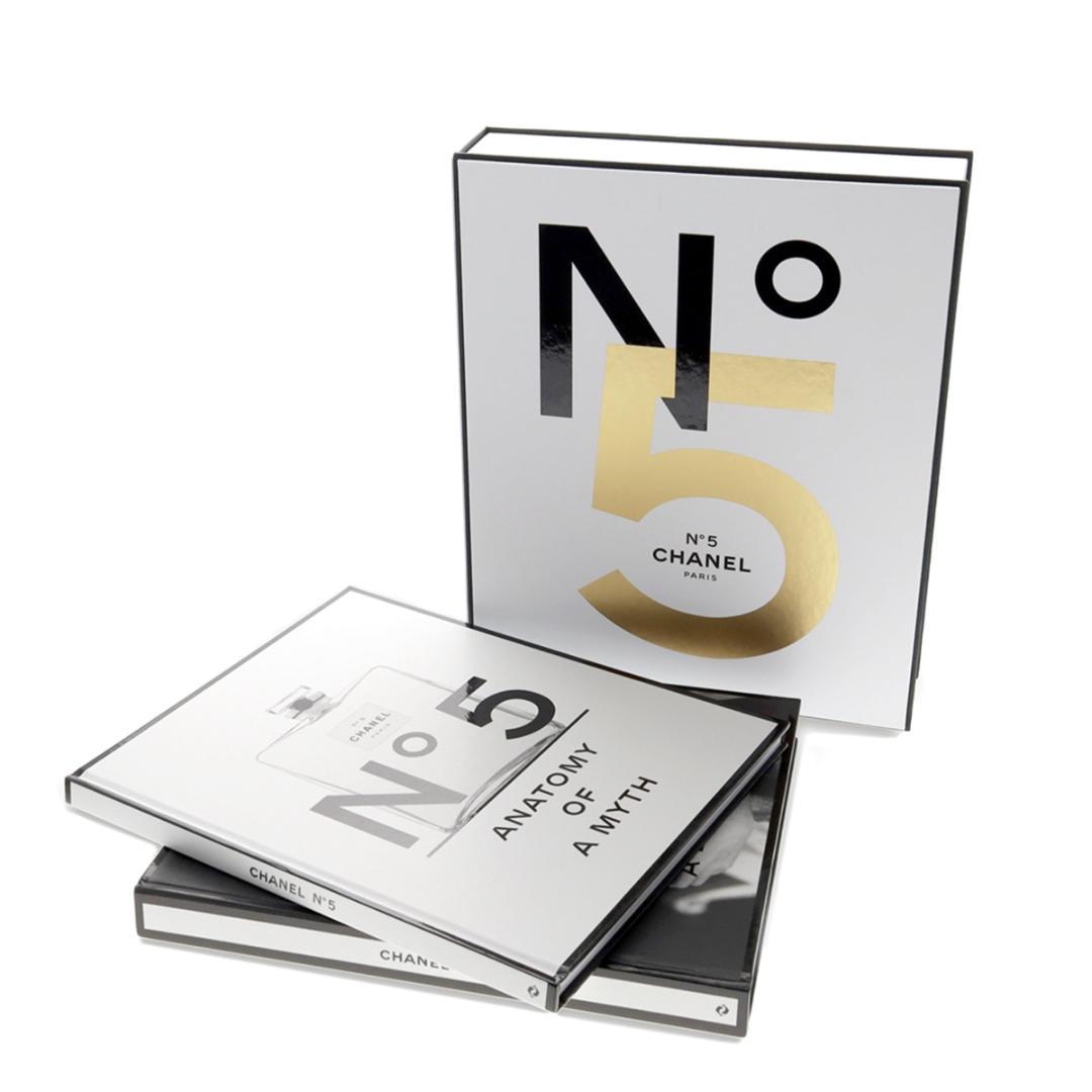 シャネル★デザイナーズブック CHANEL 本 カフェブック ココ・シャネル