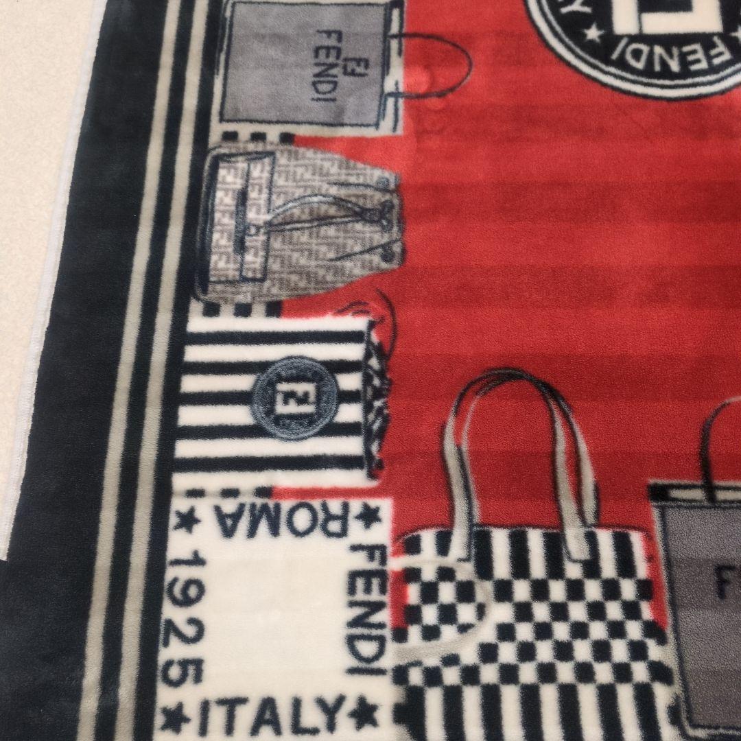 FENDI フェンディ ニューマイヤー ハーフ毛布 廃番 レア ブランケット