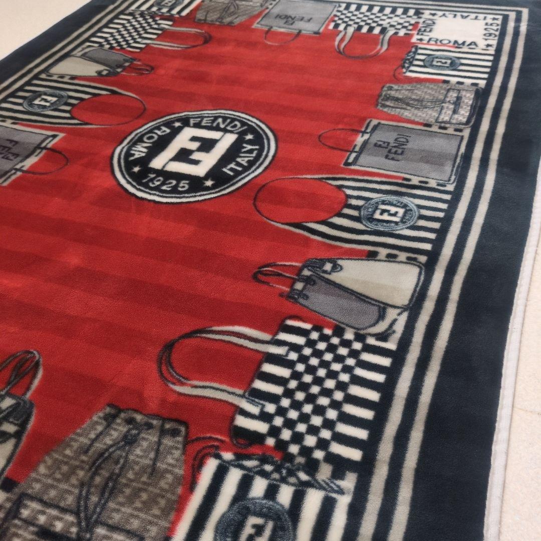 FENDI フェンディ ニューマイヤー ハーフ毛布 廃番 レア ブランケット