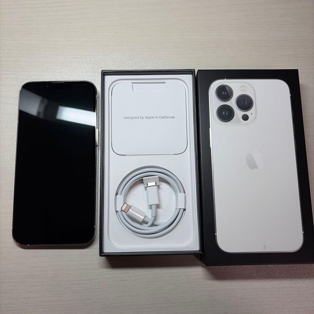 iPhone 13 Pro 256GB シルバー SIMフリー カメラ注意あり