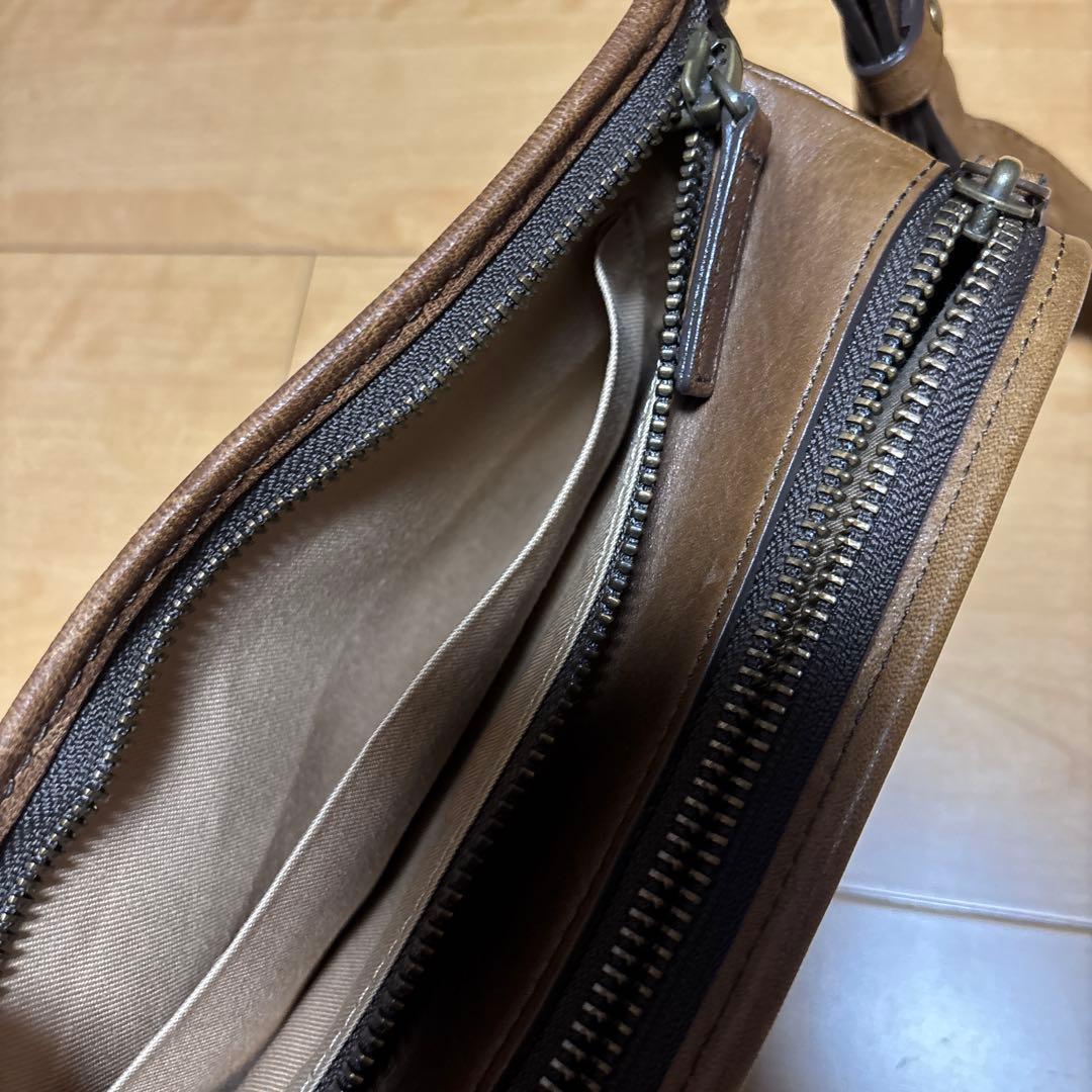 土屋鞄　ボディバッグ