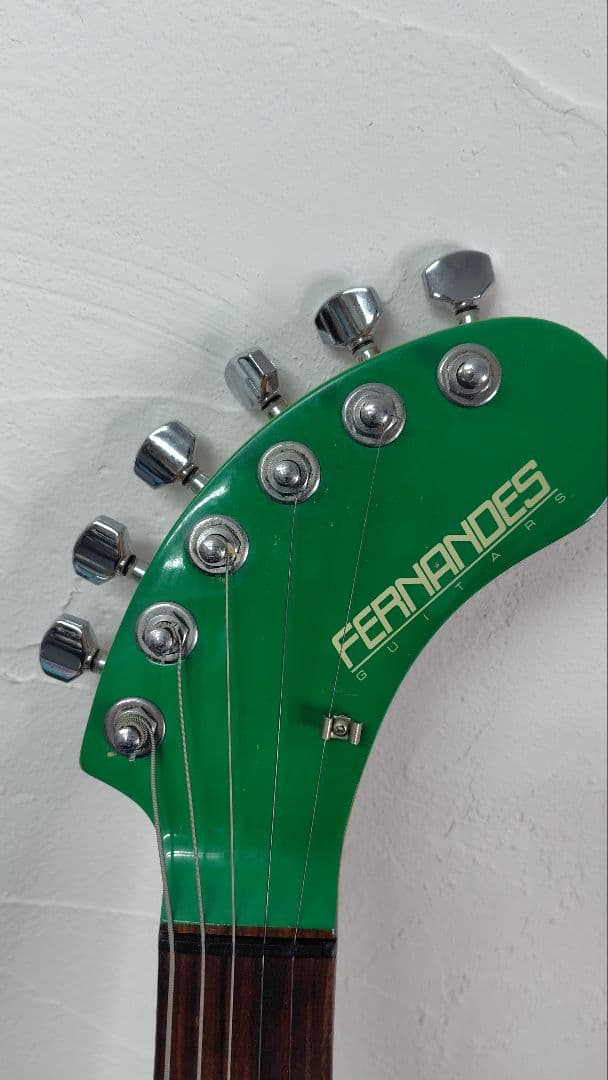 FERNANDES ミニギター（グリーン）