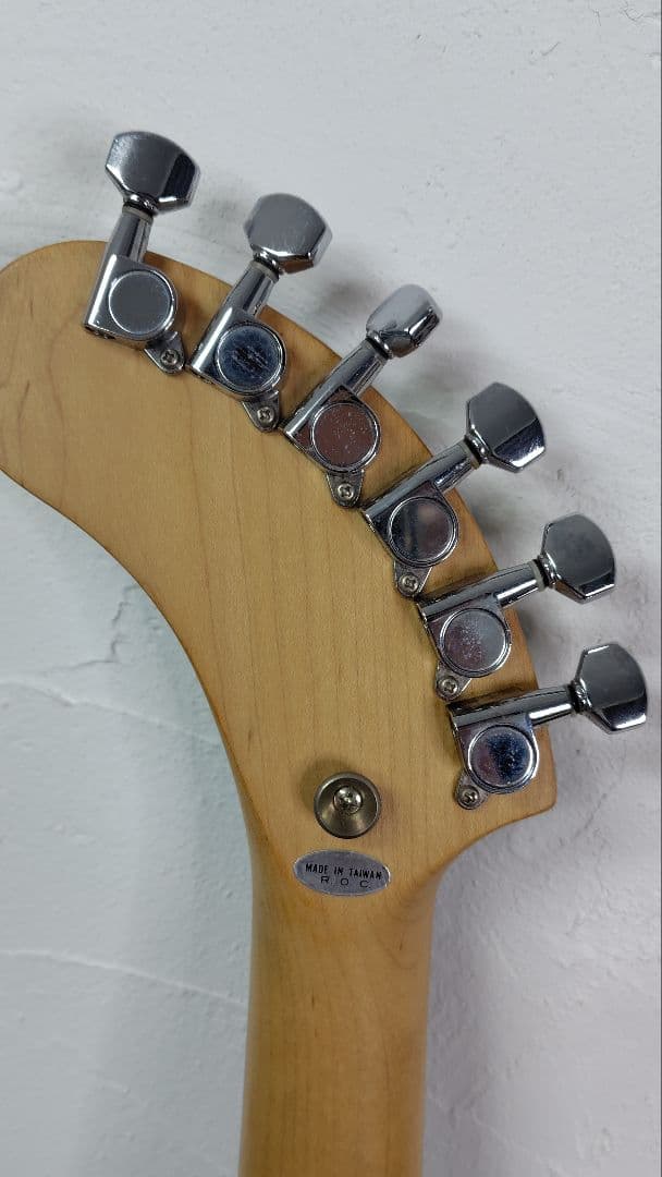 FERNANDES ミニギター（グリーン）