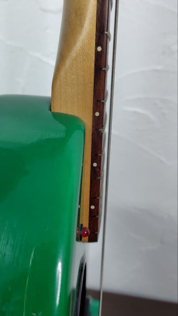 FERNANDES ミニギター（グリーン）