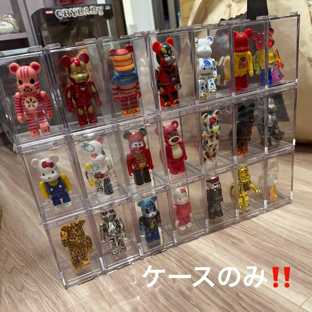 KUBRICK ＆ BE@RBRICK専用ディスプレイケース　21個セット