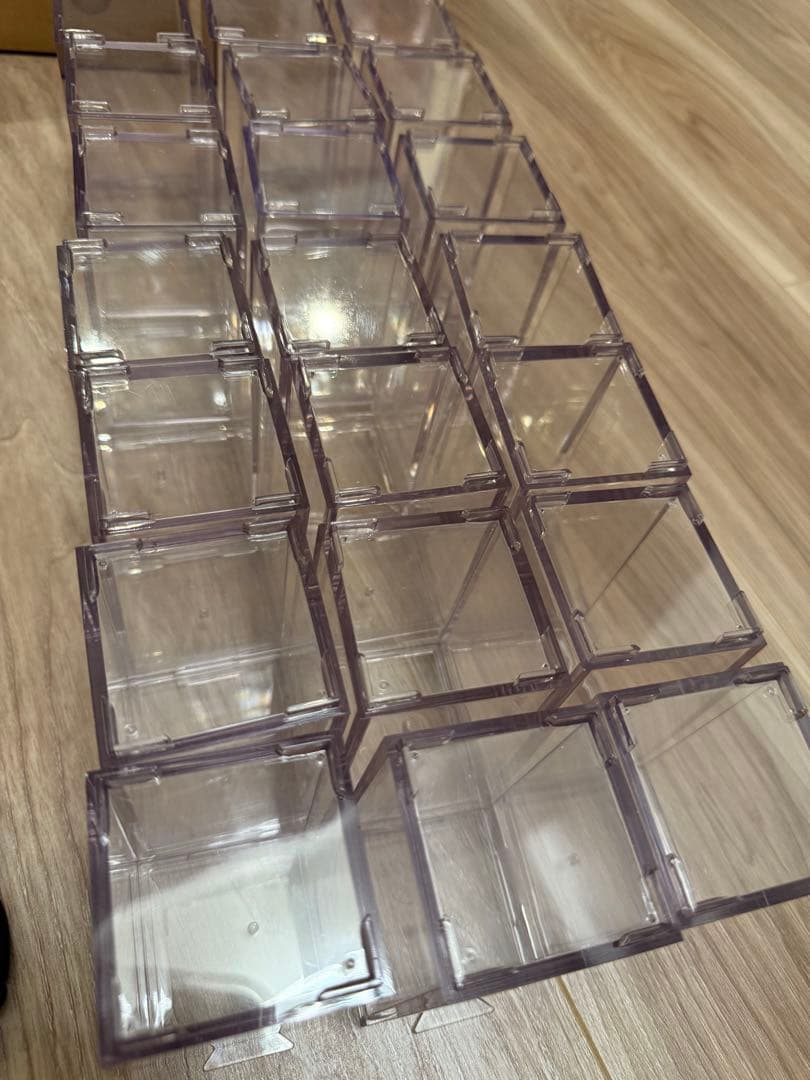 KUBRICK ＆ BE@RBRICK専用ディスプレイケース　21個セット