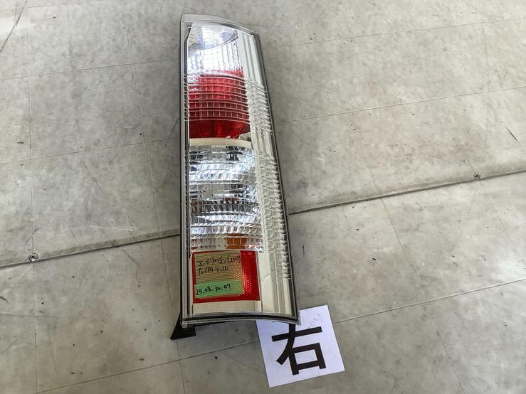 25083007 DA64W エブリィワゴン (2010) 右 テールランプ