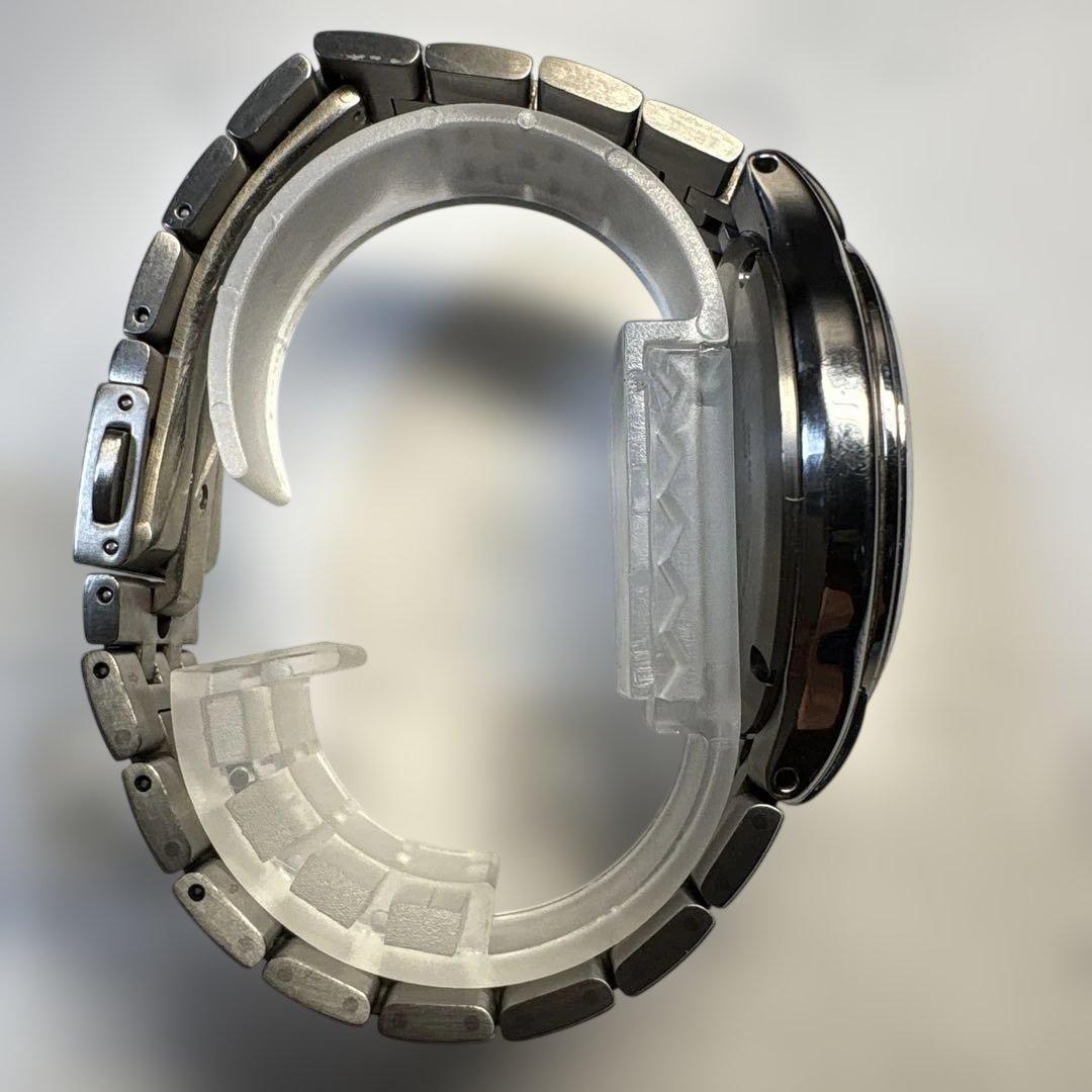 シチズン H100-T018661（エコ・ドライブ電波時計AT6000-52E）