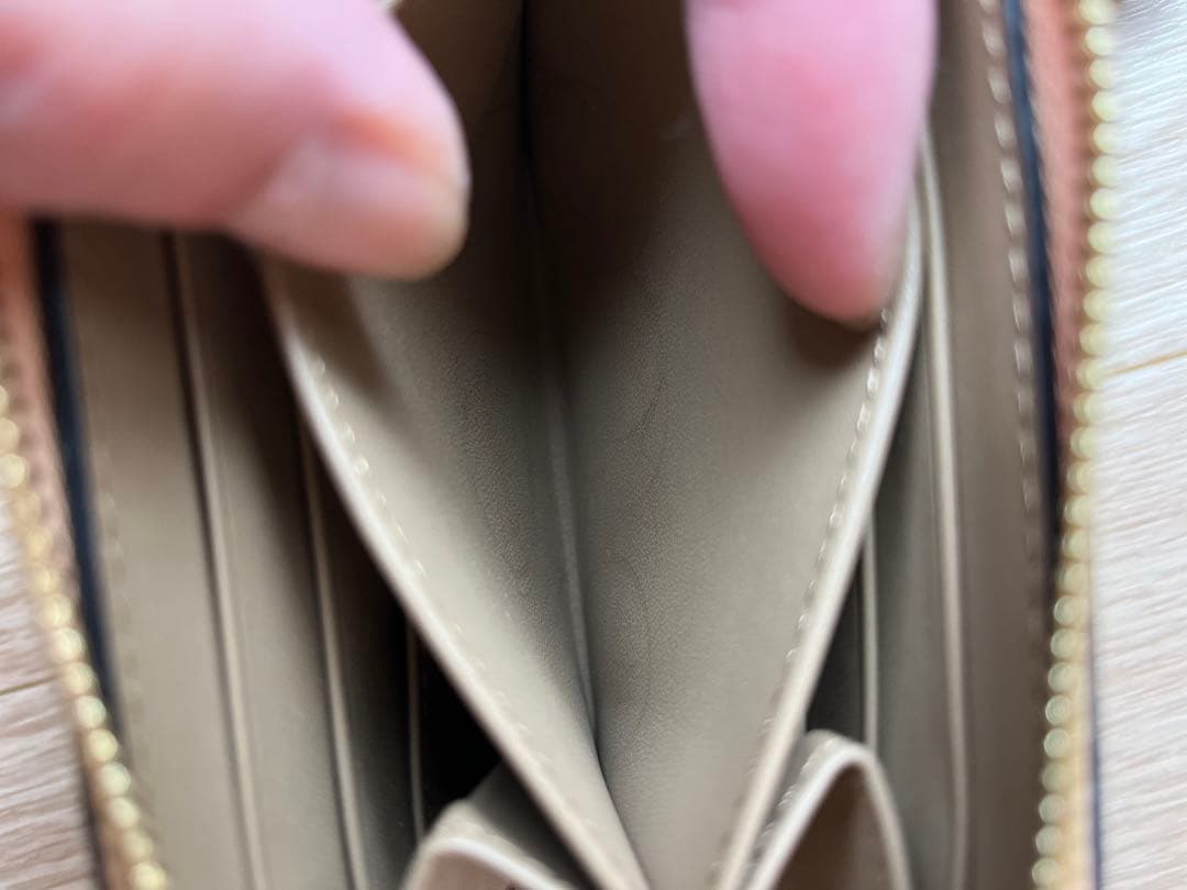 LOEWE パズル　カードケース