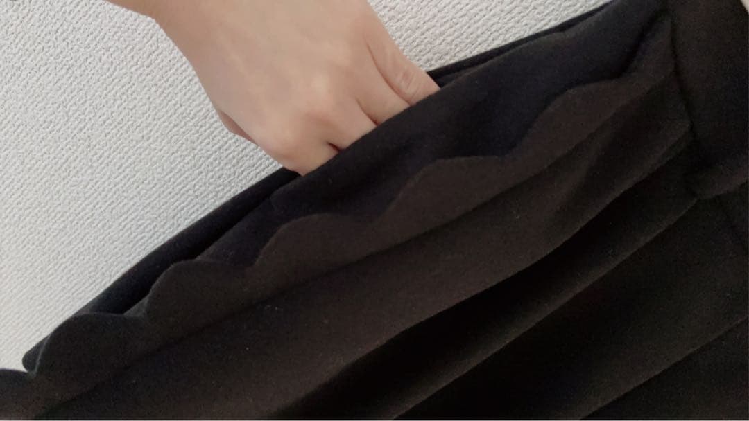 新品　完売品ロージーモンスターウールライクスカラップショートパンツ　ブラックS