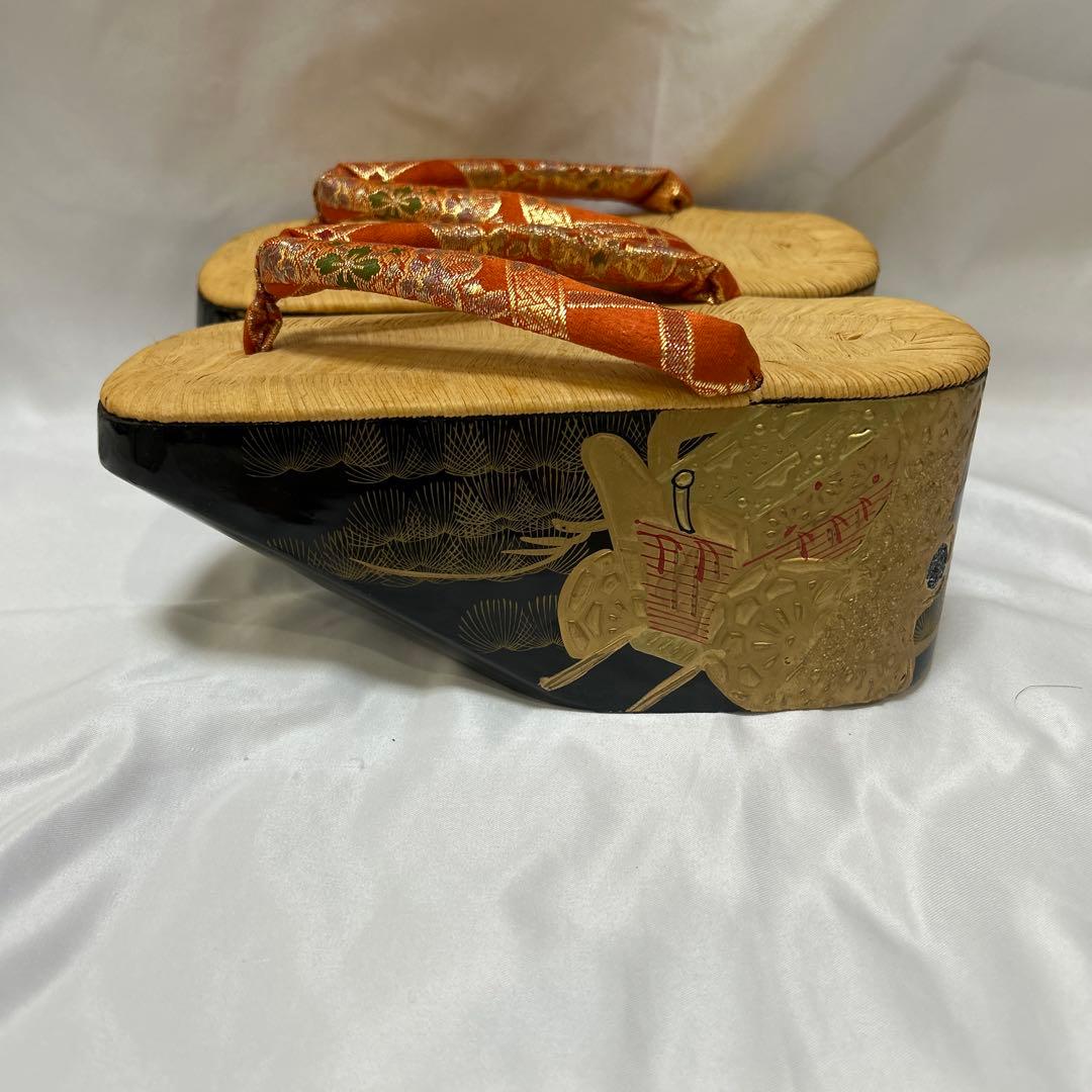 美品　七五三　高級黒地塗り　ぽっくり　鈴付き