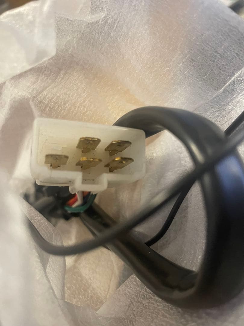 ゆっくりウィンカーリレー２　中古 24v おまけ付き　07エルフ