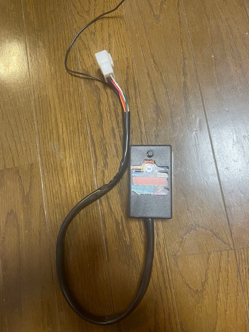 ゆっくりウィンカーリレー２　中古 24v おまけ付き　07エルフ