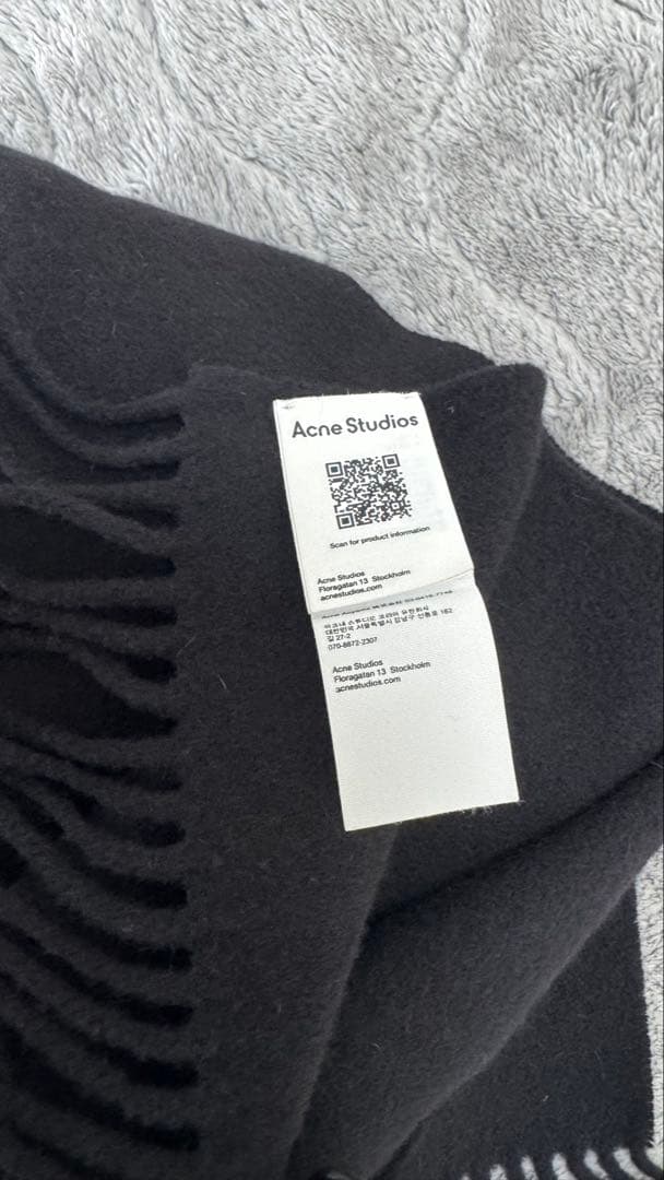 Acne Studios ブラック マフラー フリンジ付き　正規店購入