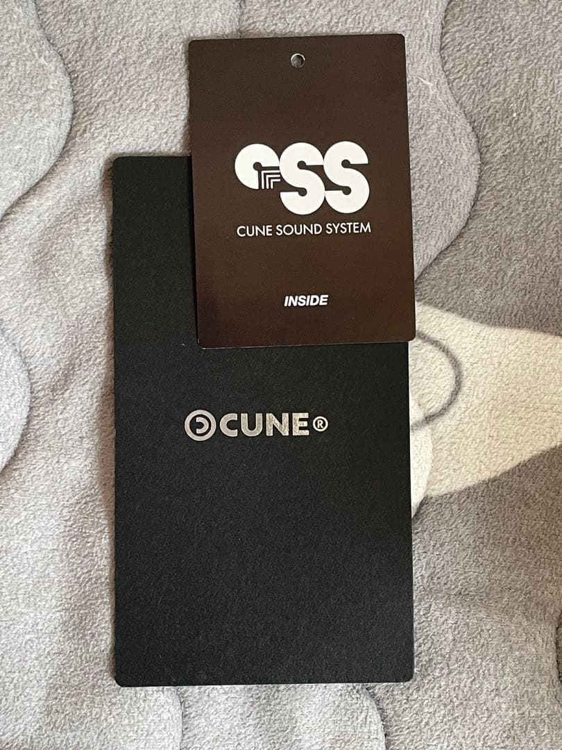 CUNE キューン　ショルダーバッグ