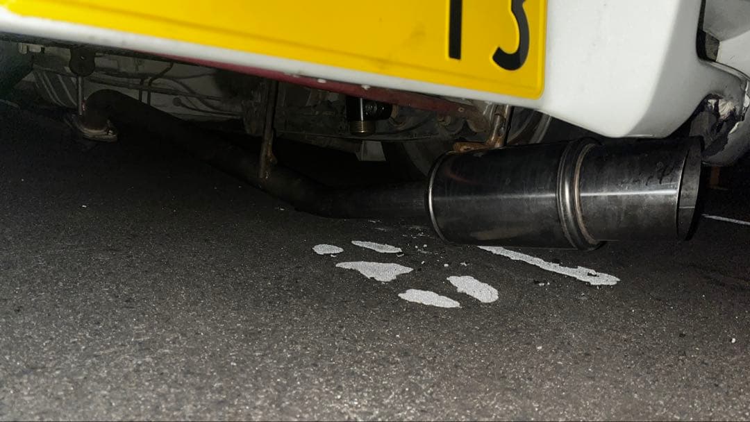 ワゴンR メーカー不明砲弾マフラー