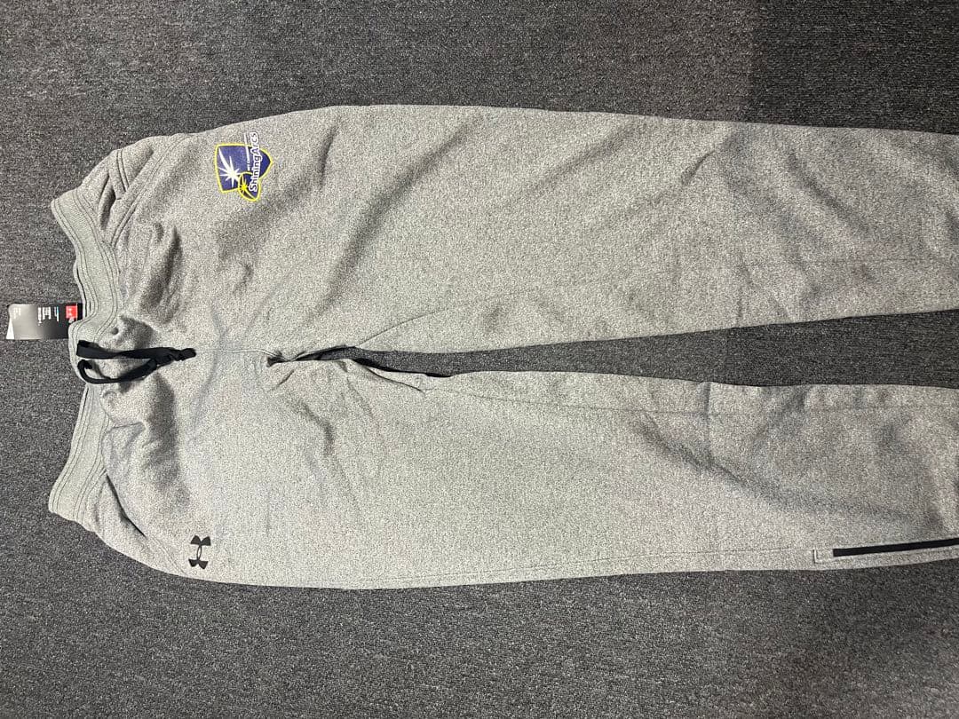 Under Armour フーディとパンツスウェットセット グレー　XLと3L