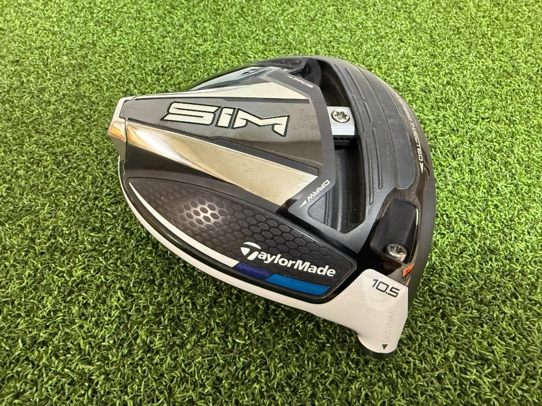美品テーラーメイドSIM ドライバー 10.5° 純正シャフト、純正ヘッドカバー