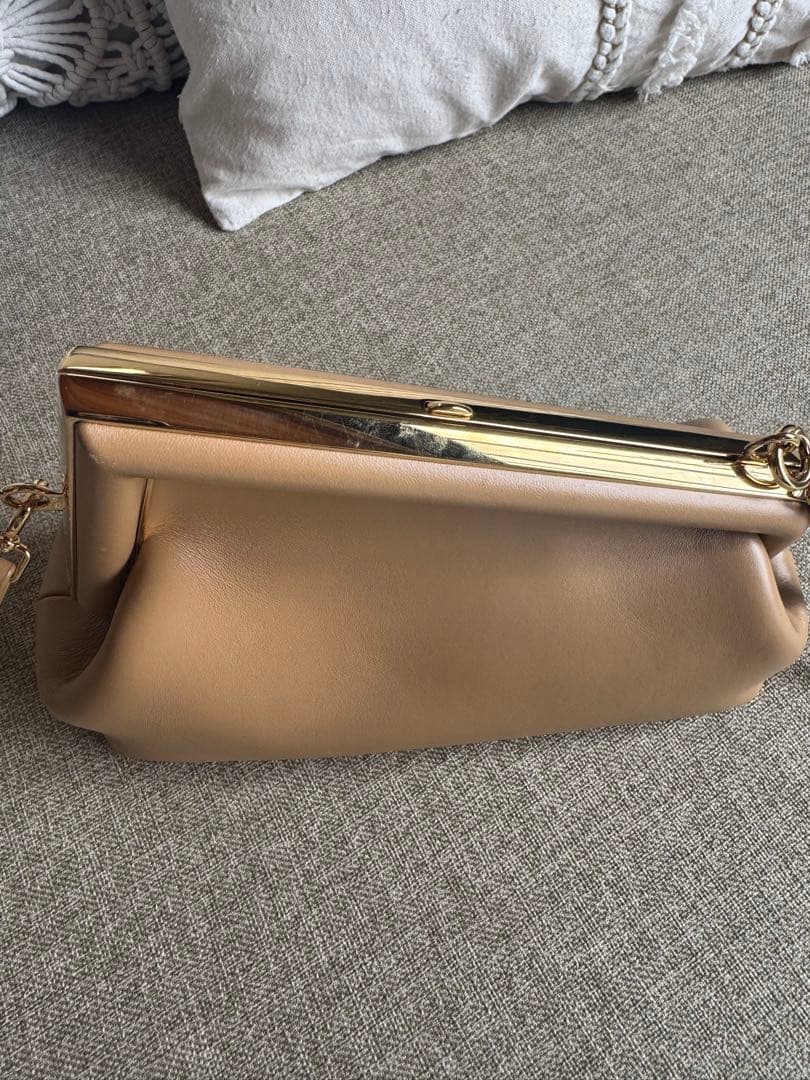 最終値下げ‼️FENDI ファースト　スモール　 クラッチバッグ　正規品