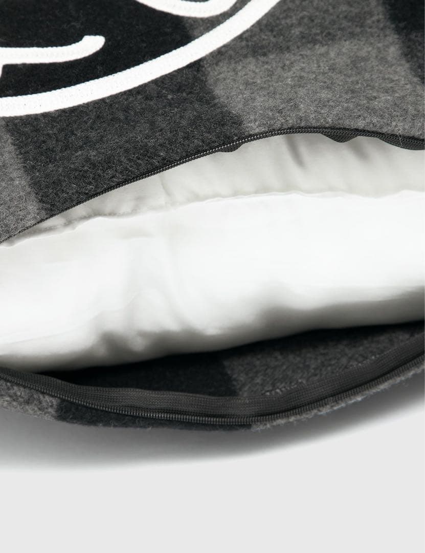 希少 極美品✤ ヒューマンメイド ウールクッション グレー ブラック