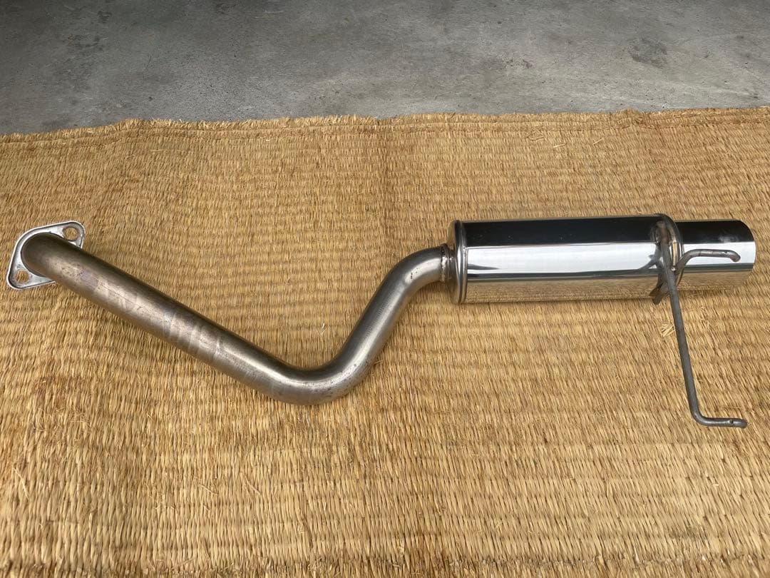 フィット　ge6　砲弾マフラー