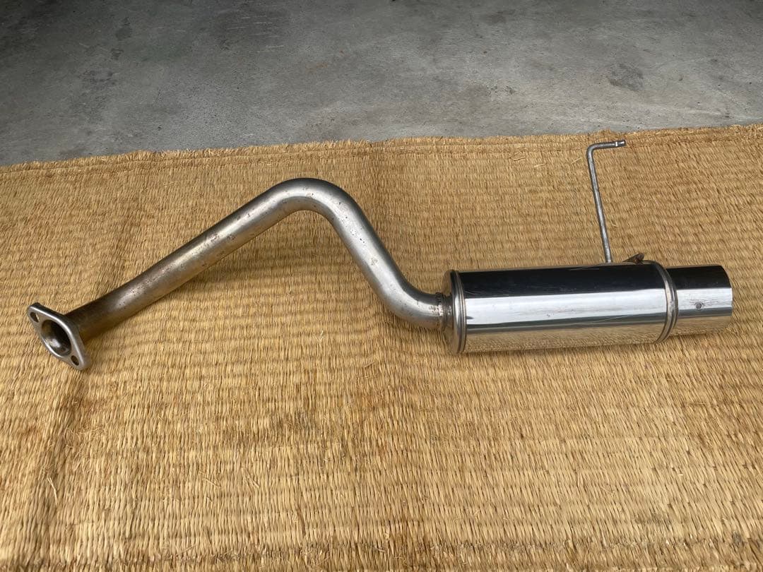 フィット　ge6　砲弾マフラー