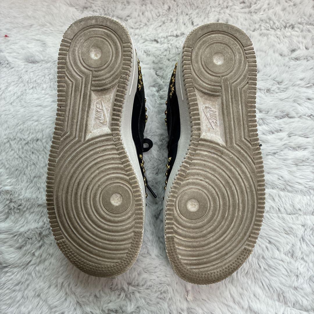 スタースタッズ付き NIKE Air Force 1 エアフォースワン