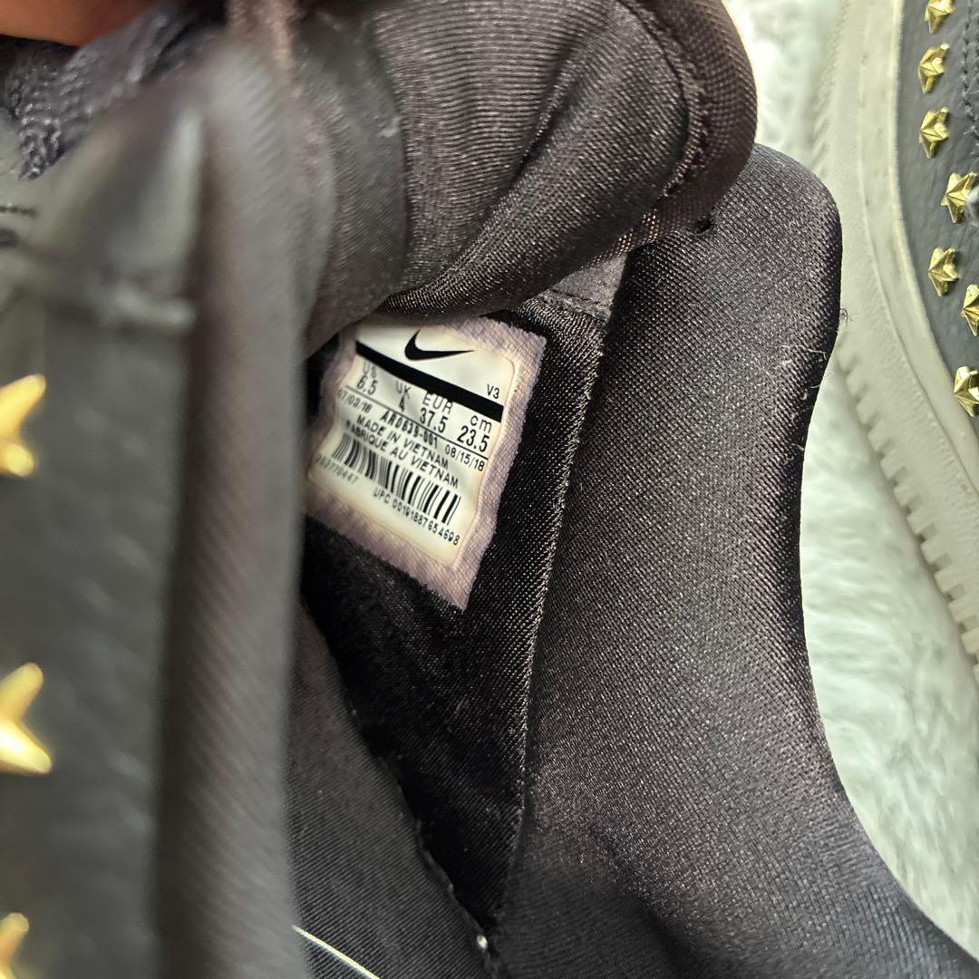 スタースタッズ付き NIKE Air Force 1 エアフォースワン