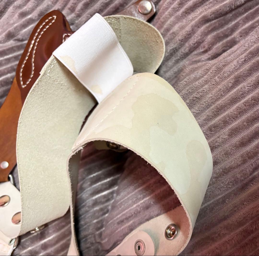 ベイシティ刑事　ホルスタ➖　\"MAGGYのドレス\" 星野ショルダーホルスター