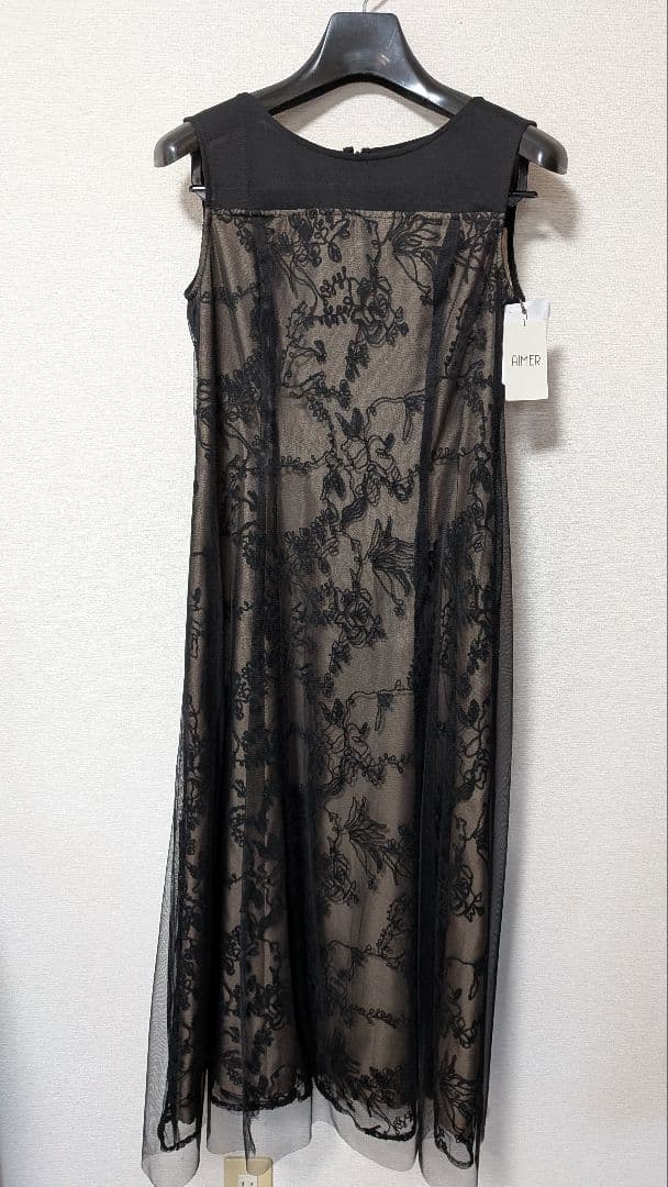 AIMER　ケープ付き刺繍パーティードレス