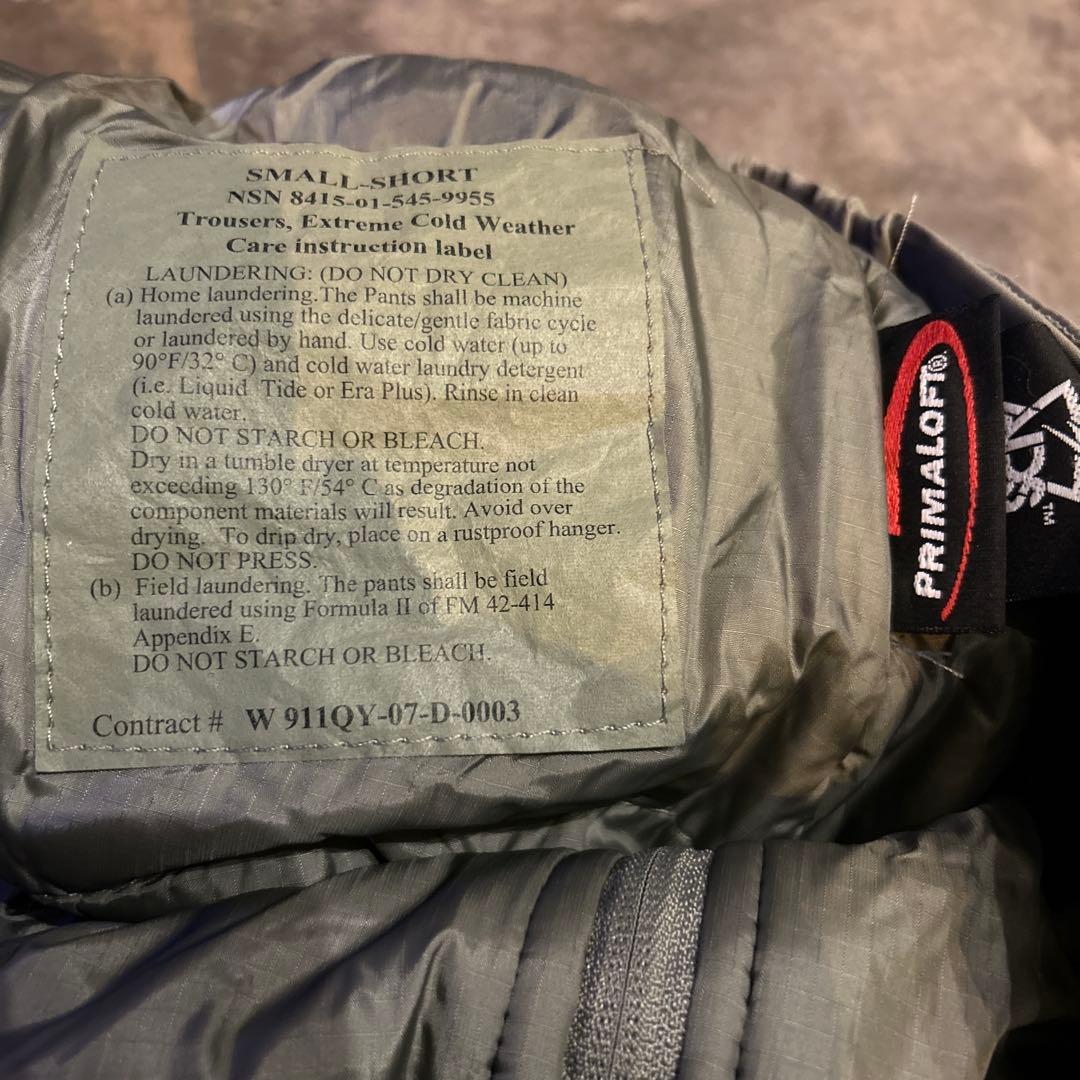 貴重 ECWCS LEVEL7 TROUSER S-S デッドストック　米軍実物