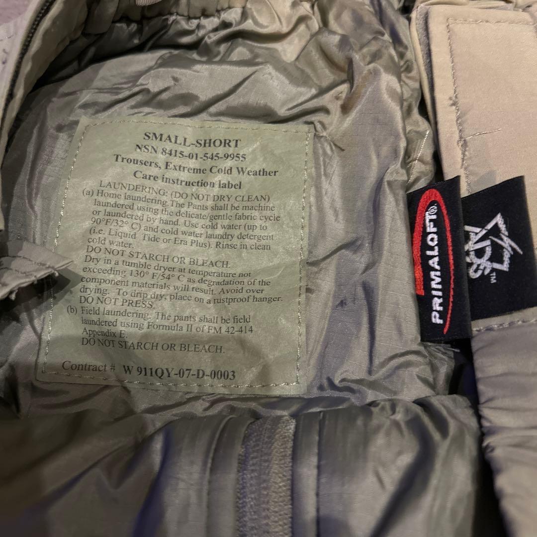 貴重 ECWCS LEVEL7 TROUSER S-S デッドストック　米軍実物