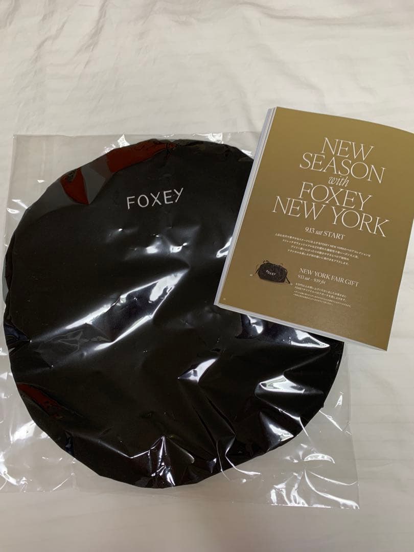 【新品】FOXEY ベロア パーカー シナモン 2025 + ベロアポーチ