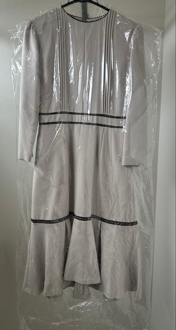 CELFORD フレアスリーブ ドレス　石原さとみ